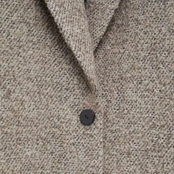 Oversized Wool Coat - Picture 2 of 6